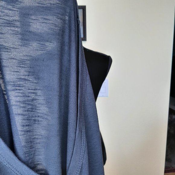 B!B! Lightweight V-neck Tunic NWOT - Picture 7 of 8